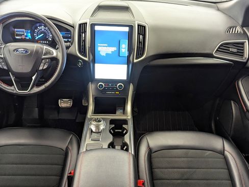 Certified 2022 Ford Edge ST-Line w/ Cargo Accessory Package image 14