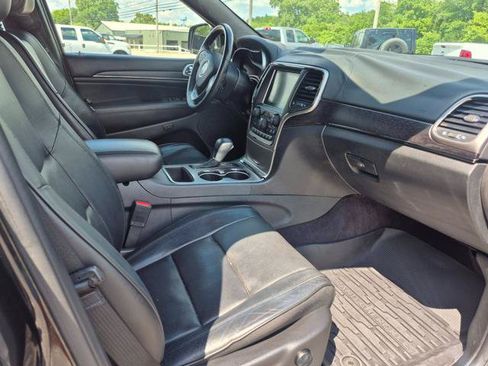Used 2018 Jeep Grand Cherokee High Altitude RWD image 18