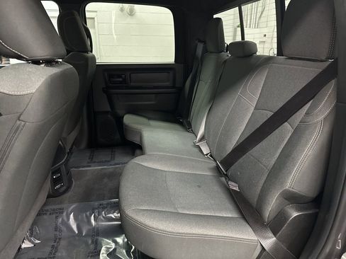 Used 2024 RAM 2500 Tradesman w/ Chrome Appearance Group AWD/4WD image 22