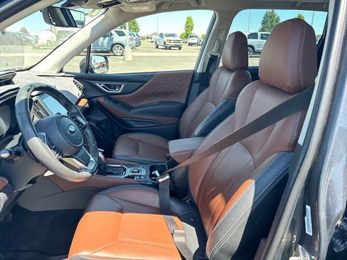 Used 2022 Subaru Forester Touring w/ Popular Package #2 AWD/4WD image 9