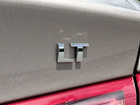 Used 2024 Chevrolet Malibu LT FWD image 29