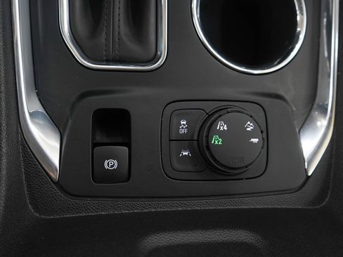 Used 2018 Chevrolet Traverse High Country image 27