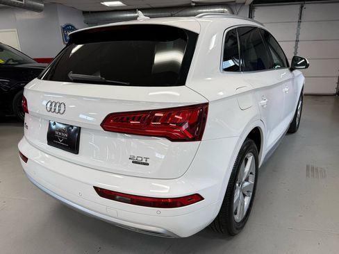 Used 2018 Audi Q5 2.0T Premium Plus w/ Premium Plus Package AWD/4WD image 6