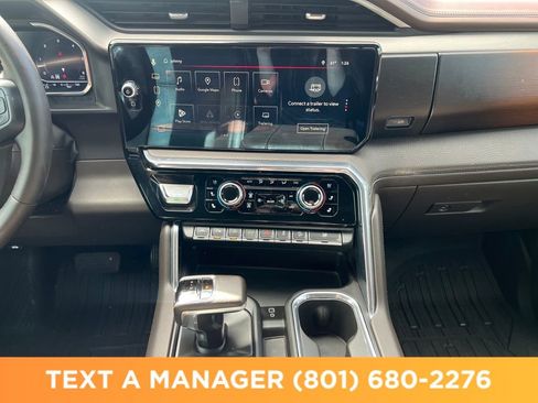 Used 2024 GMC Sierra 1500 Denali w/ Denali Reserve Package AWD/4WD image 17