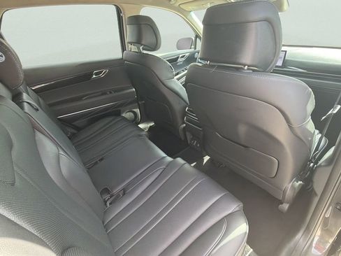 Used 2025 Genesis GV80 2.5T Standard AWD/4WD image 25