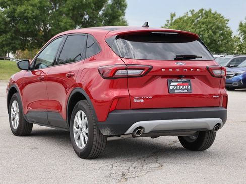 Used 2025 Ford Escape Active w/ Cold Weather Package AWD/4WD image 11
