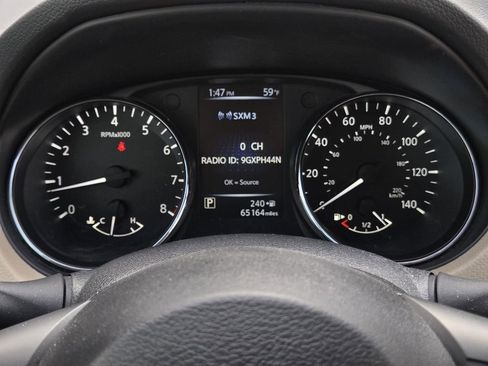 Used 2017 Nissan Rogue SL w/ SL Premium Package image 29