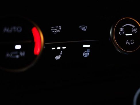 Used 2018 Alfa Romeo Stelvio Ti Sport AWD/4WD image 24