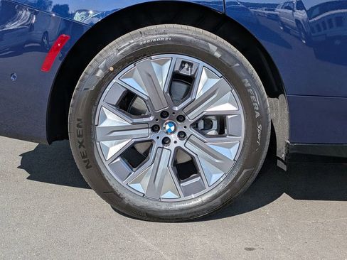 New 2026 BMW iX xDrive60 AWD/4WD image 27