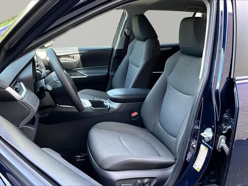 Certified 2025 Toyota RAV4 XLE AWD/4WD image 8