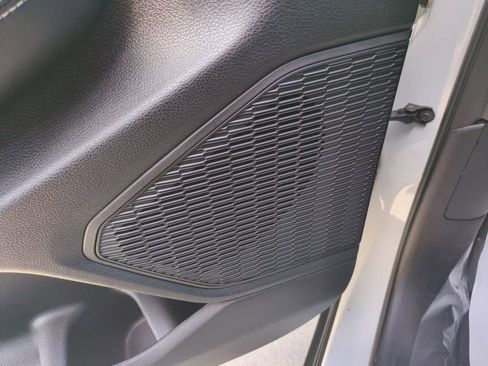 Used 2023 Jeep Grand Cherokee L Laredo image 15