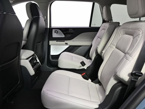New 2026 Lincoln Aviator Reserve AWD/4WD image 22
