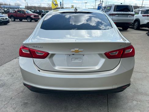 Used 2016 Chevrolet Malibu LT image 6