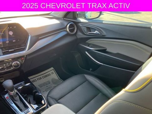 Used 2025 Chevrolet Trax ACTIV w/ Driver Confidence Package image 21