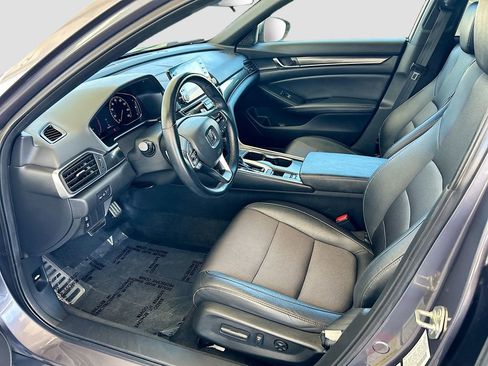 Used 2019 Honda Accord Sport image 19