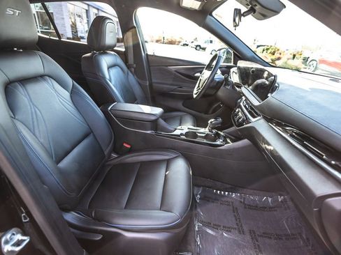 Used 2024 Buick Envista Sport Touring w/ Convenience I Package FWD image 26