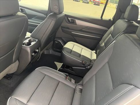 New 2026 Buick Enclave Sport Touring w/ LPO, Floor Liner Package AWD/4WD image 11