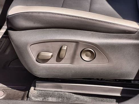 Certified 2025 Honda Prologue Touring image 31