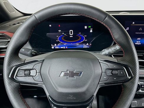 Used 2025 Chevrolet TrailBlazer RS w/ Convenience Package image 12