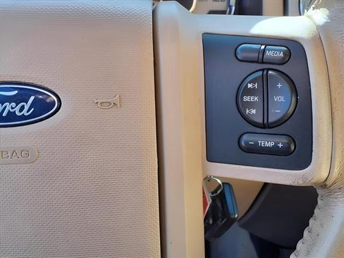 Used 2008 Ford Expedition Eddie Bauer image 7