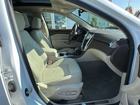 Used 2016 Cadillac SRX Performance w/ Driver Awareness Package image 25