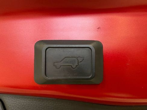 Used 2022 Toyota RAV4 XSE image 28