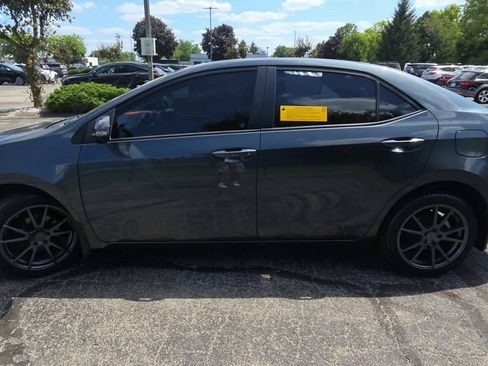 Used 2016 Toyota Corolla S FWD image 5