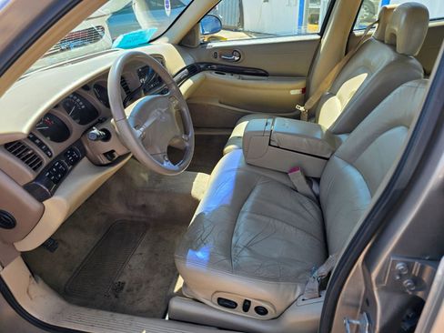 Used 2004 Buick Le Sabre Limited w/ Celebration Edition Package FWD image 9