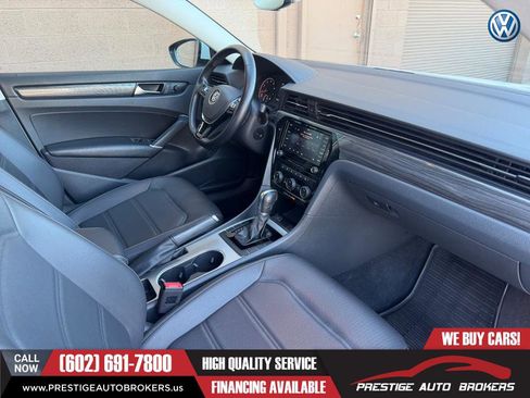 Used 2020 Volkswagen Passat 2.0T R-Line FWD image 23