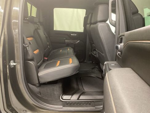 Used 2023 GMC Sierra 2500 AT4 w/ AT4 Premium Plus Package image 17