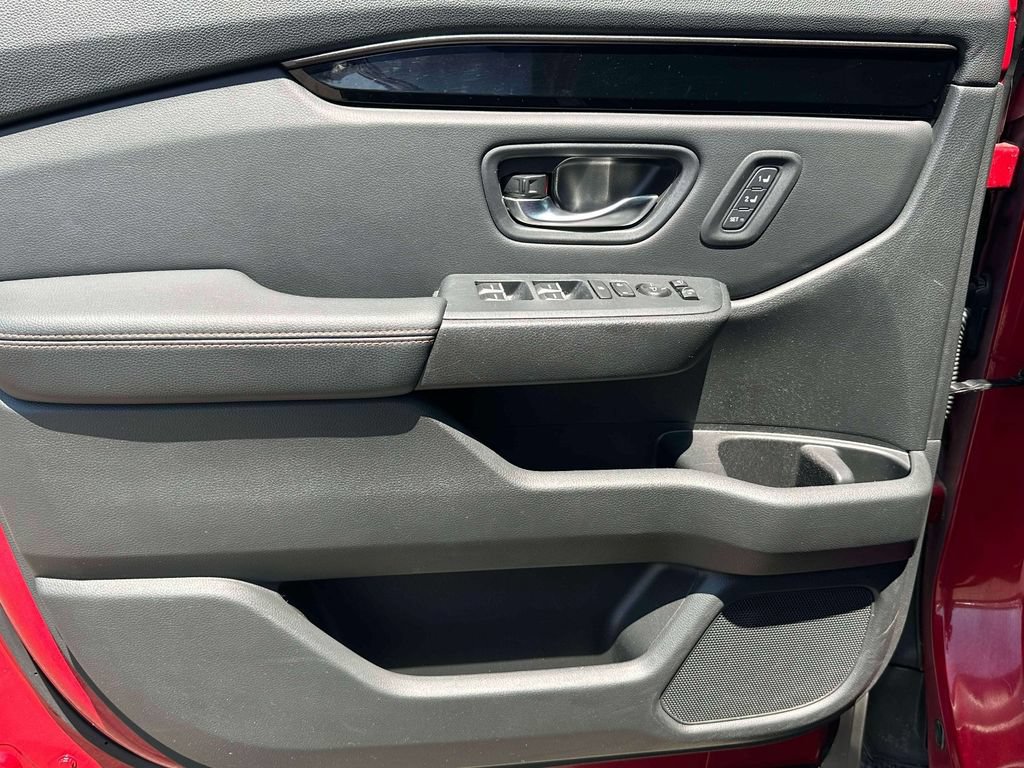 Certified 2023 Honda Pilot TrailSport image 17