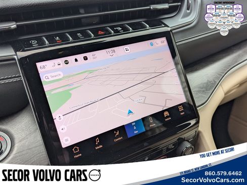 Used 2024 Jeep Grand Cherokee Limited image 16