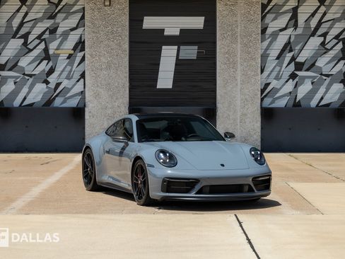 Used 2023 Porsche 911 Carrera GTS RWD image 1