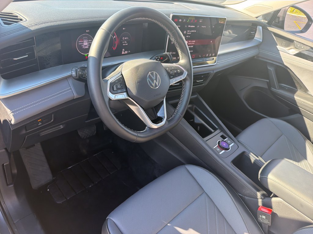 Certified 2026 Volkswagen Tiguan SE AWD/4WD image 8