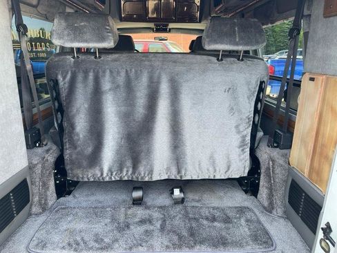 Used 2000 Dodge B1500 RWD image 54
