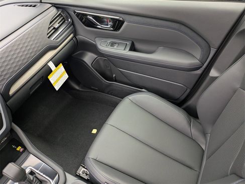 New 2025 Subaru Forester Limited image 19