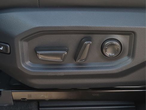 New 2026 Toyota Tundra Platinum image 18