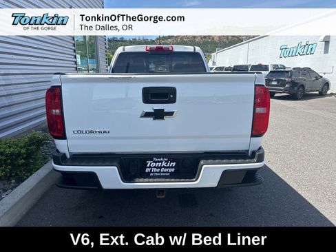Used 2016 Chevrolet Colorado Z71 AWD/4WD image 6