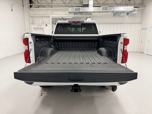 Certified 2022 Chevrolet Silverado 2500 LTZ w/ LTZ Premium Package image 28