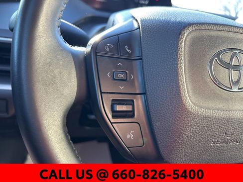 Used 2024 Toyota Prius LE image 13