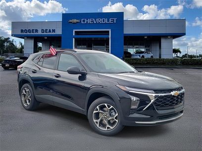 New 2025 Chevrolet Trax LT w/ Driver Confidence Package