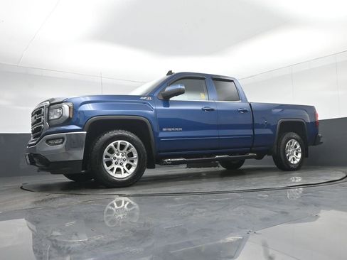 Used 2018 GMC Sierra 1500 SLE w/ SLE Value Package image 52