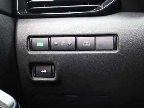 Certified 2023 Nissan Sentra SR w/ SR Premium Package FWD image 20