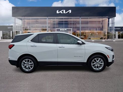 Used 2023 Chevrolet Equinox LT w/ LPO, Floor Liner Package AWD/4WD image 7