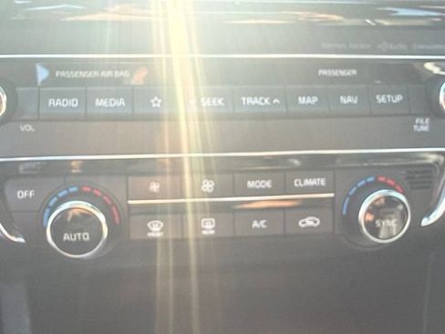 Used 2018 Kia Optima SX w/ Technology Package FWD image 37
