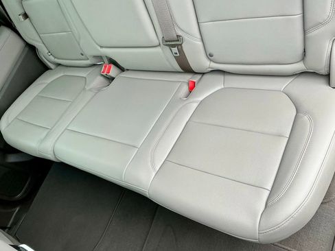 Used 2019 GMC Sierra 1500 SLT w/ SLT Premium Plus Package image 32