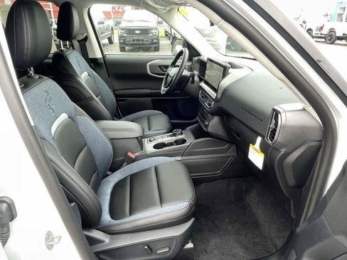 New 2025 Ford Bronco Sport Outer Banks w/ Outer Banks Tech Package+ AWD/4WD image 21