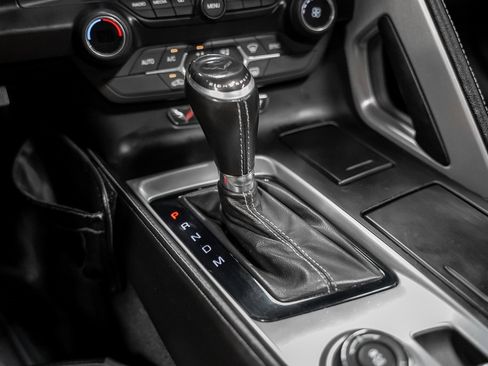 Used 2019 Chevrolet Corvette Stingray Coupe w/ Carbon Flash Badge Package image 44