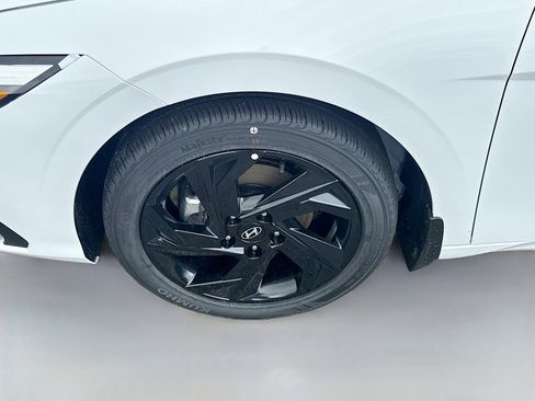New 2026 Hyundai Elantra Sport FWD image 23