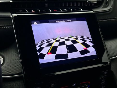 New 2025 Jeep Grand Cherokee Laredo w/ Trailer Tow Package image 28